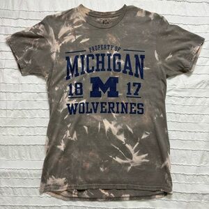 Michigan Wolverines Graphic tee | bleach dyed